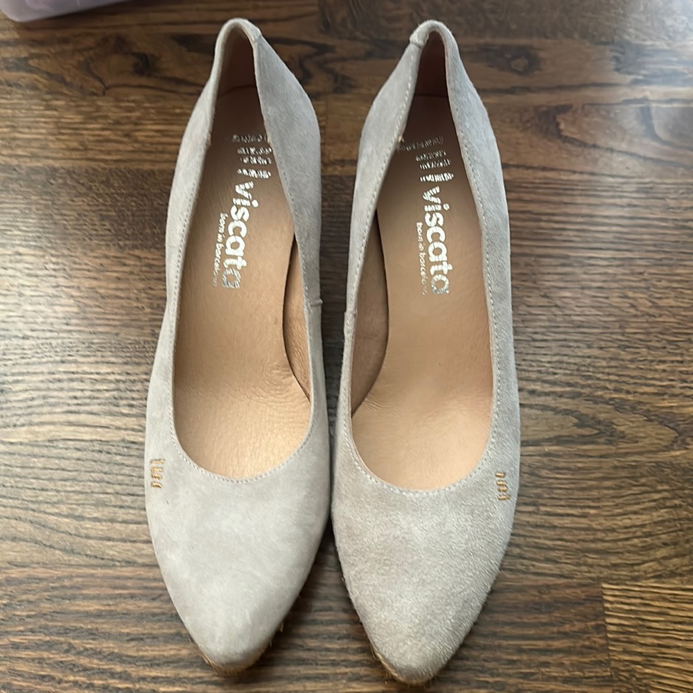 Viscata brand shoes. Made in Spain.